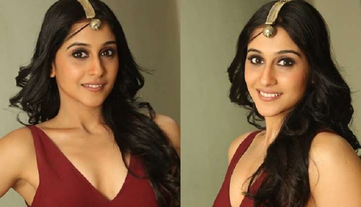 Regina Cassandra in Aankhen 2