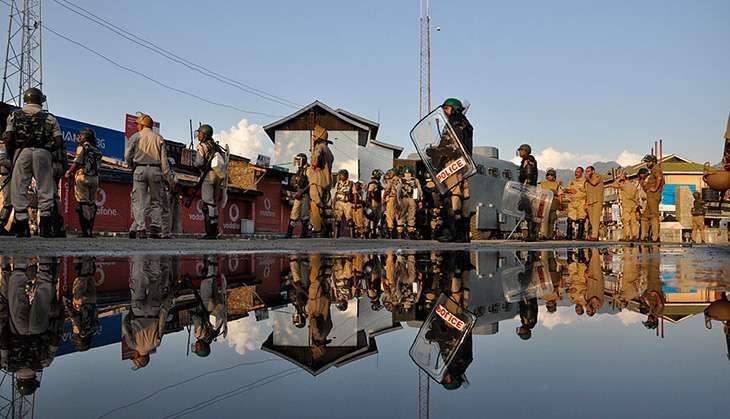 kashmir-opinion-piece-lead-gettyimages-587336252.jpg