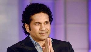 Sachin Tendulkar chases biker and this is what he advices in his own way, video goes viral