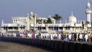 Haji Ali Dargah Trust moves SC against Bombay HC order of allowing women to enter inner sanctum 