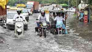 Delhi choked by heavy rains 