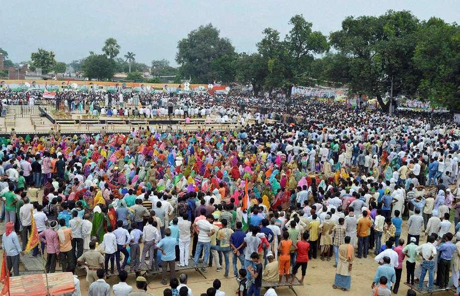 Rahul Gandhis Kisan rally in Deoria ends in a Khat