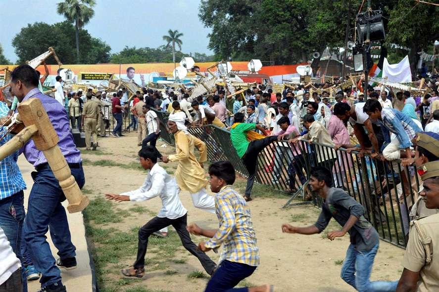 Rahul Gandhis Kisan rally in Deoria ends in a Khat