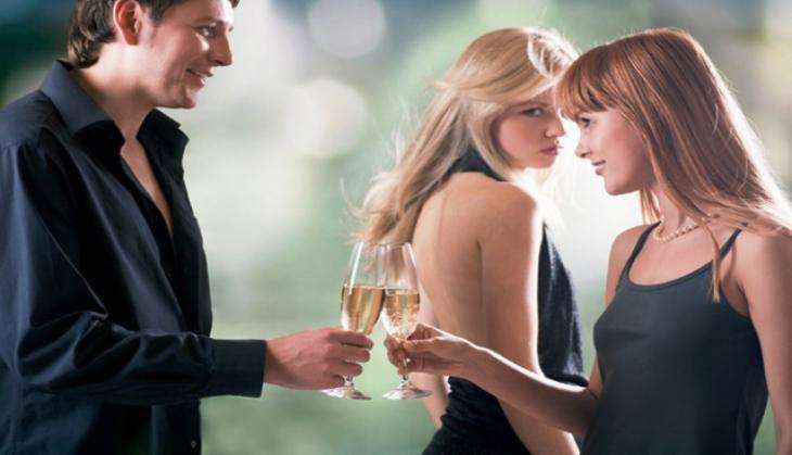 Girls couple love jealousy.jpg