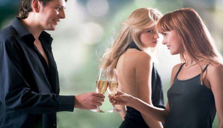 Girls couple love jealousy.jpg
