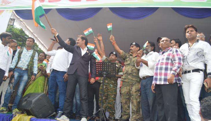 bastar2
