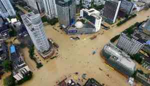 Photos: Typhoon Megi tears through Taiwan, strikes China 