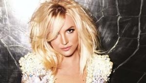 Britney Spears joins boyfriend to cheer his sister for runway debut