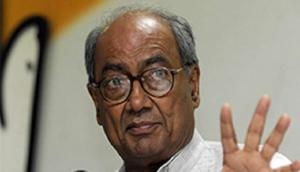 Digvijaya Singh drops out of Congress presidential race, announces support to Kharge