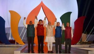 Modi gets BRICS leaders to dress Indian - sartorial diplomacy or just silly? 