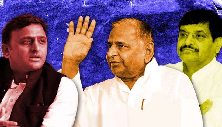 Mulayam, Akhilesh, Shivpal wash dirty laundry in public as Uttar Pradesh