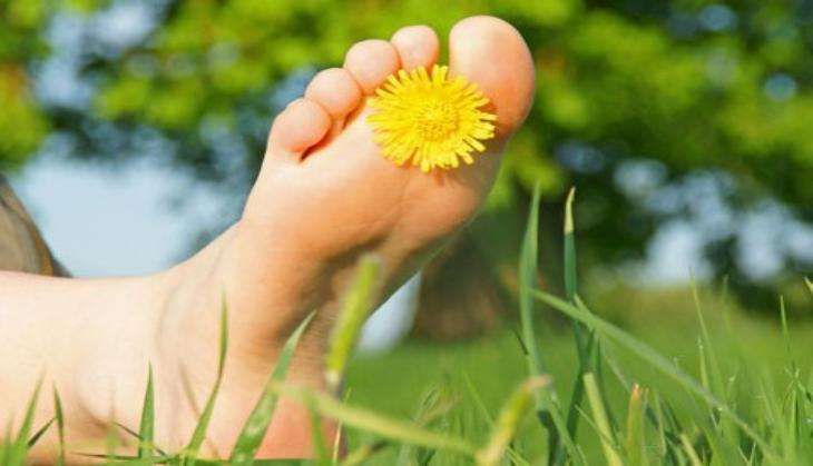 walking barefeet