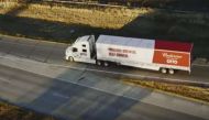 Uber's self-driving truck delivers 50,000 cans of Budweiser 