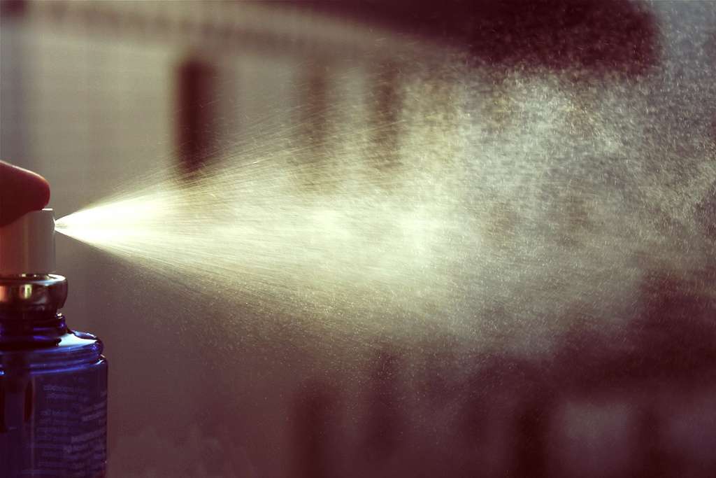 New bio spray may mend broken heart: Study