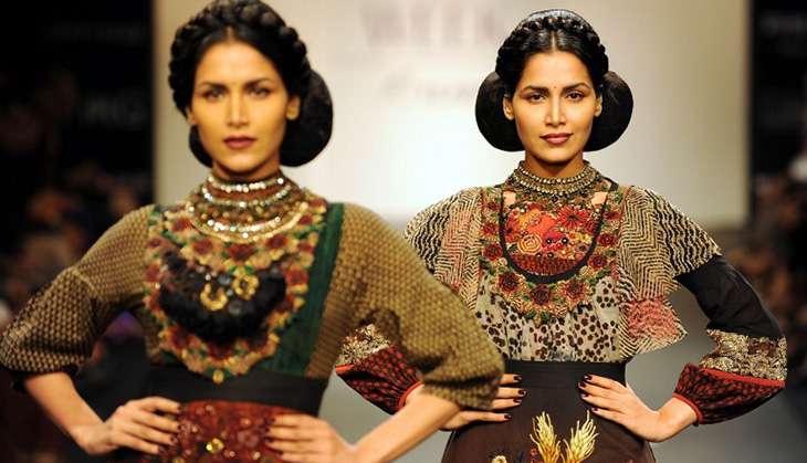 Designer to show 'demonetisation' themed line at fashion week