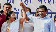 Kejriwal & Mamata sound demonetisation war cry: "Modi is PM of the rich" 