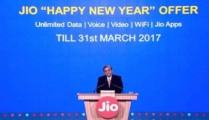 reliance jio happy new year offer.jpg