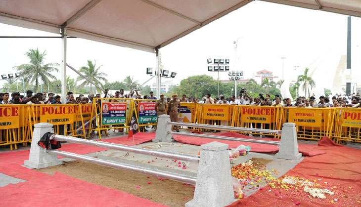 Dravidian leader or Hindu saint? The politics behind Amma's burial 