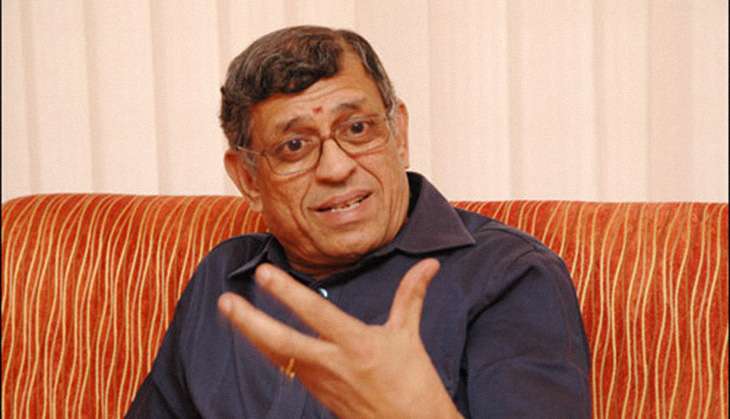 RSS ideologue Gurumurthy calls note ban 'financial Pokharan', blames Manmohan 