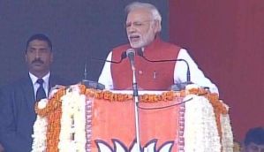 PM Modi promotes cashless economy, says 'mobile phone is your wallet' in Kanpur 