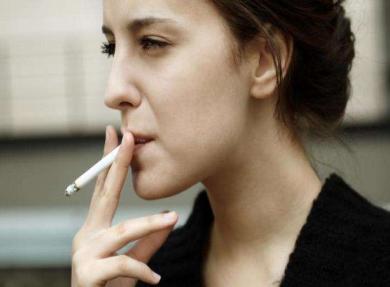 More depressed moms-to-be are smoking in US