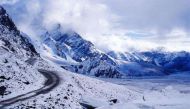 Leh freezes at -13.9 degree Celsius, cold wave in north India 