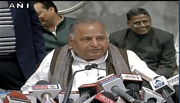 SP leader Mulayam Singh Yadav declares 325 candidates for UP Assembly polls