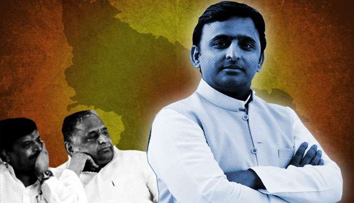 Mulayam expels Akhilesh from Samajwadi Party