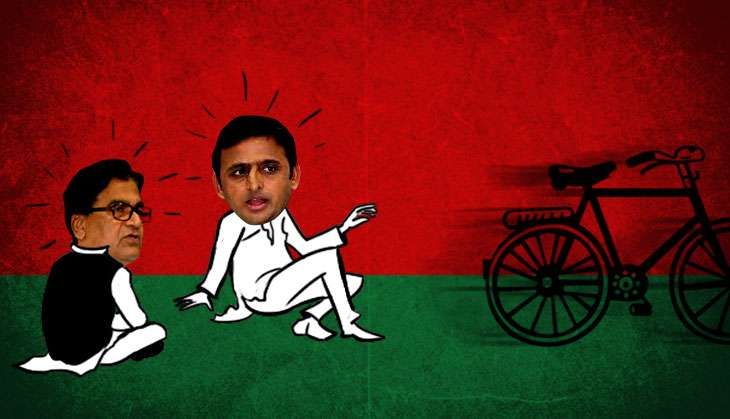 Mulayam expels Akhilesh and Ram Gopal from SP