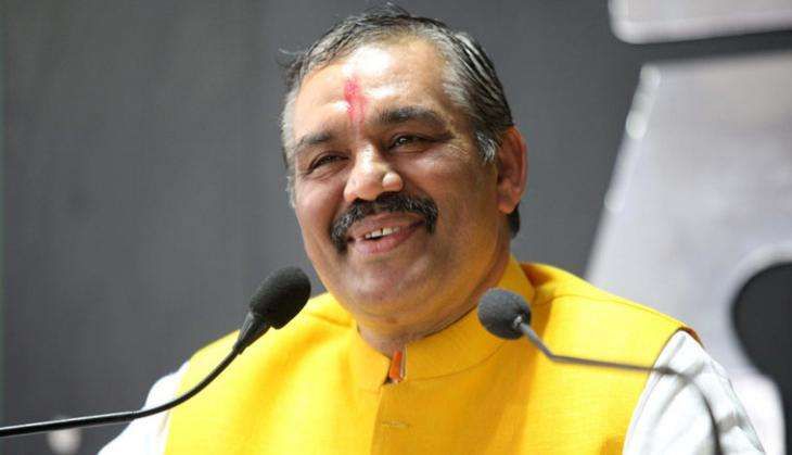 VIJAY SAMPLA
