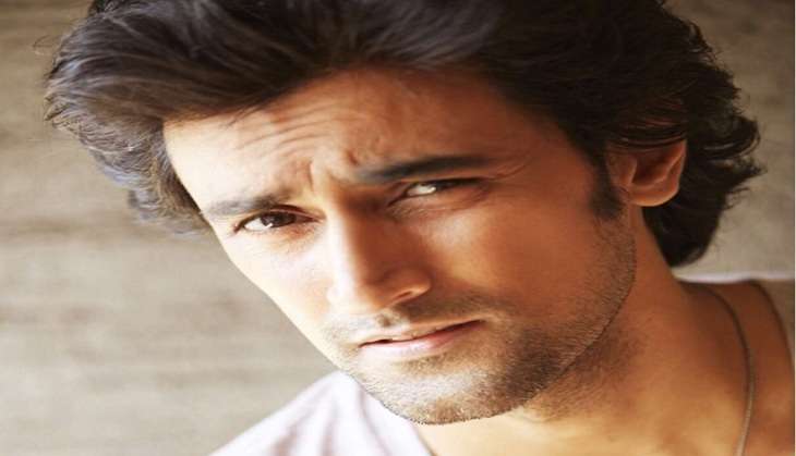 Patriotism has become social media post: Kunal Kapoor