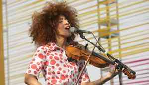 Yilian Canizares at UWMF2017: A perfect mix of raw emotion & peppy beats