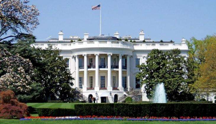 Suspicious package found near White House cleared