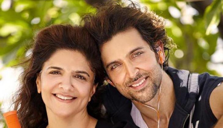 Hrithik Roshan with mother