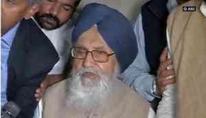 Badal cornered: Will he wriggle out of this mess?