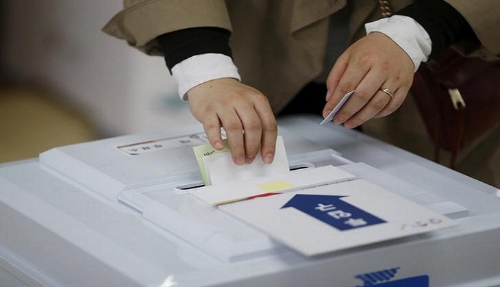 South Korea to hold presidential election on 9 May