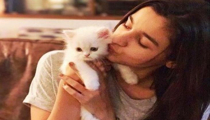 Alia Bhatt introduces her new family member in this adorable photo