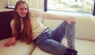 Sophie Turner does not pick up bar tabs