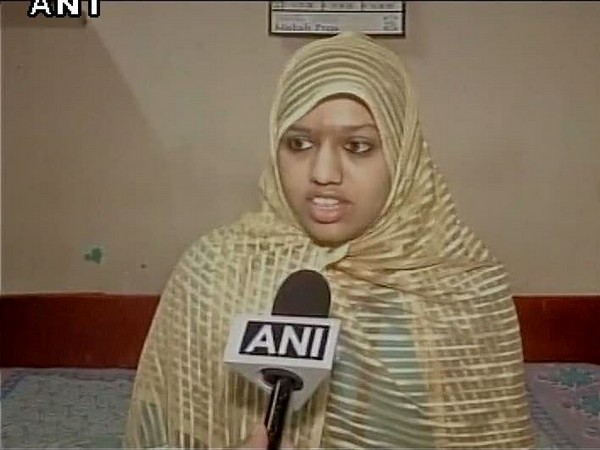 Karnataka girl thanks PM Modi for education loan