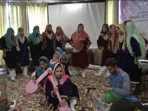 Hundreds of Kashmiri youth participate at scout and guides camp