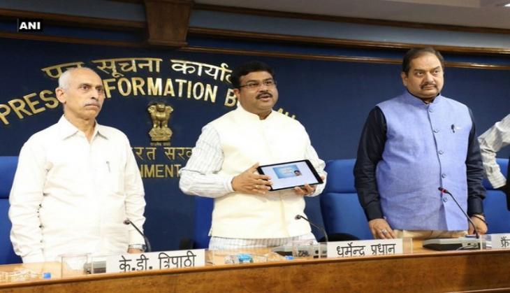 Pradhan launches grievance redress platform MoPNG e-Seva