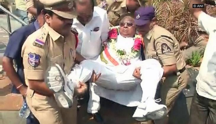 Hanumantha Rao detained in Hyderabad, alleges 'conspiracy' 
