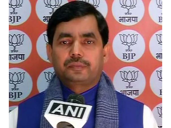Priyanka Chaturvedi quit party since Congress is a sinking ship, says Shahnawaz Hussein