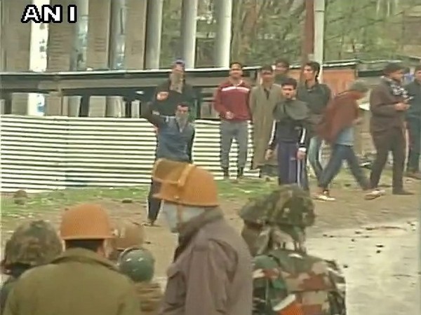 Jammu & Kashmir: Two civilians killed during clash with security forces in Budgam