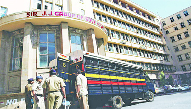 JJ Hospital dean in trouble for allegedly helping Bhujbal stay away from jail