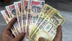 Demonetised currency seized in Thane, three held