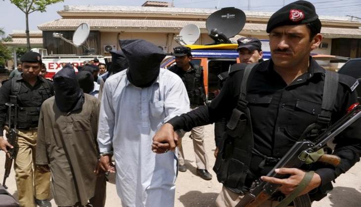 Seven arrested for killing 20 people at shrine in Sargodha