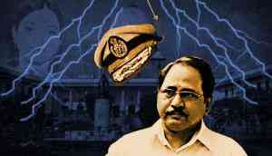 Gujarat top cop PP Pandey 'offers' to step down. SC allows state to accept