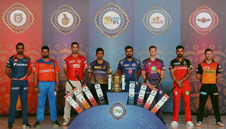 IPL 10 team captains & trophy
