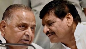 New party 'under consideration' for Mulayam, Shivpal as Netaji overcomes 'putra moh' for Akhilesh